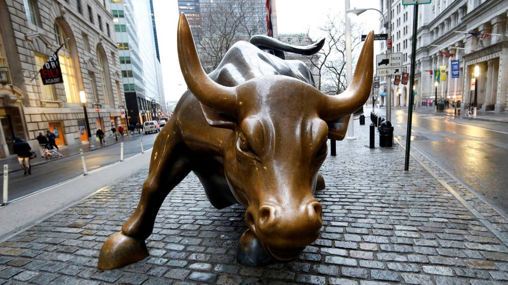 WALL STREET SE HUNDE MÁS DE 3% POR TEMORES SOBRE ECONOMÍA Y COMERCIO